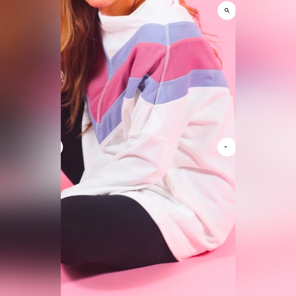 Color Block Oversized Pullover - Picture 3 of 3